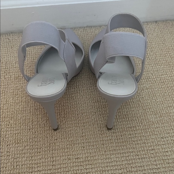 Franco Sarto Light Gray Heels - Picture 5 of 10